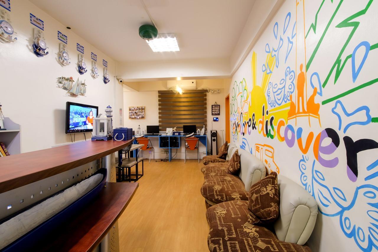 Zen Hostel Vicente Cruz Манила Экстерьер фото