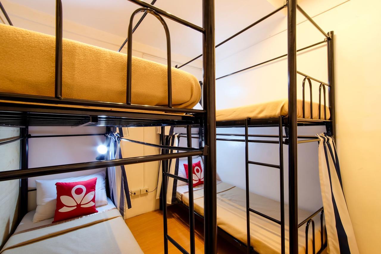 Zen Hostel Vicente Cruz Манила Экстерьер фото
